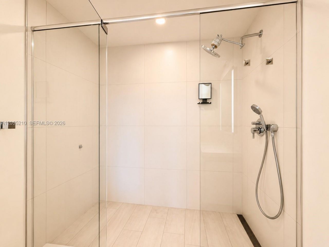 2000 Metropica Way , Unit 2208, Sunrise, FL 33323 Photo