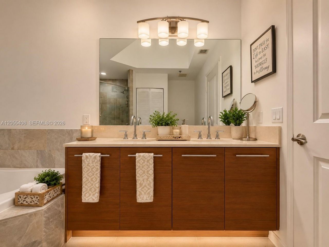 2641 N Flamingo Road , Unit 2706N, Sunrise, FL 33332 Photo