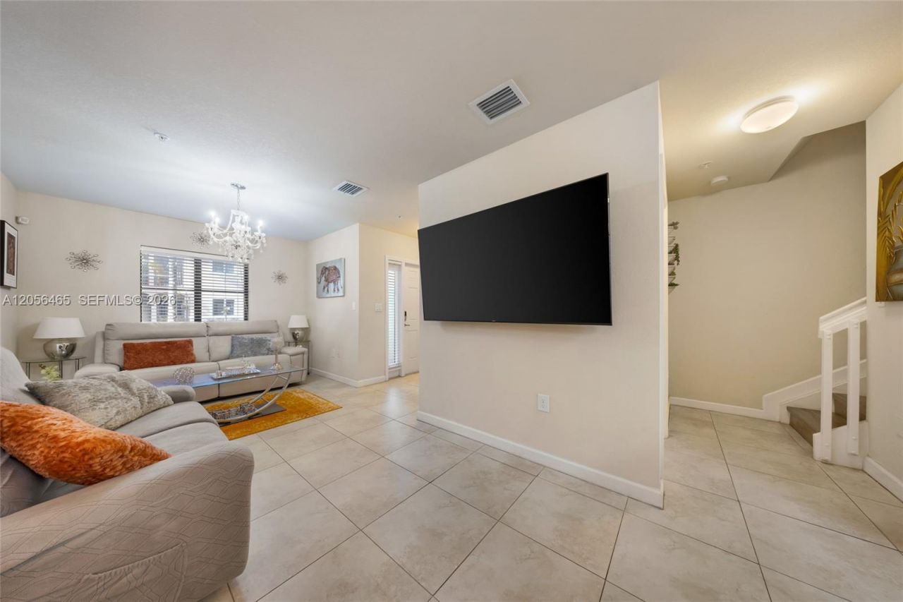 22501 SW 88th Pl, Unit 5-25, Cutler Bay, FL 33190 Photo