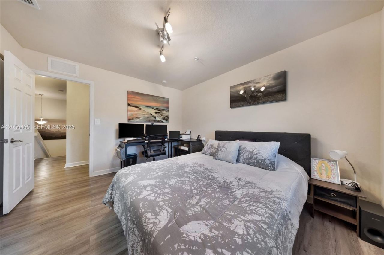 22501 SW 88th Pl, Unit 5-25, Cutler Bay, FL 33190 Photo