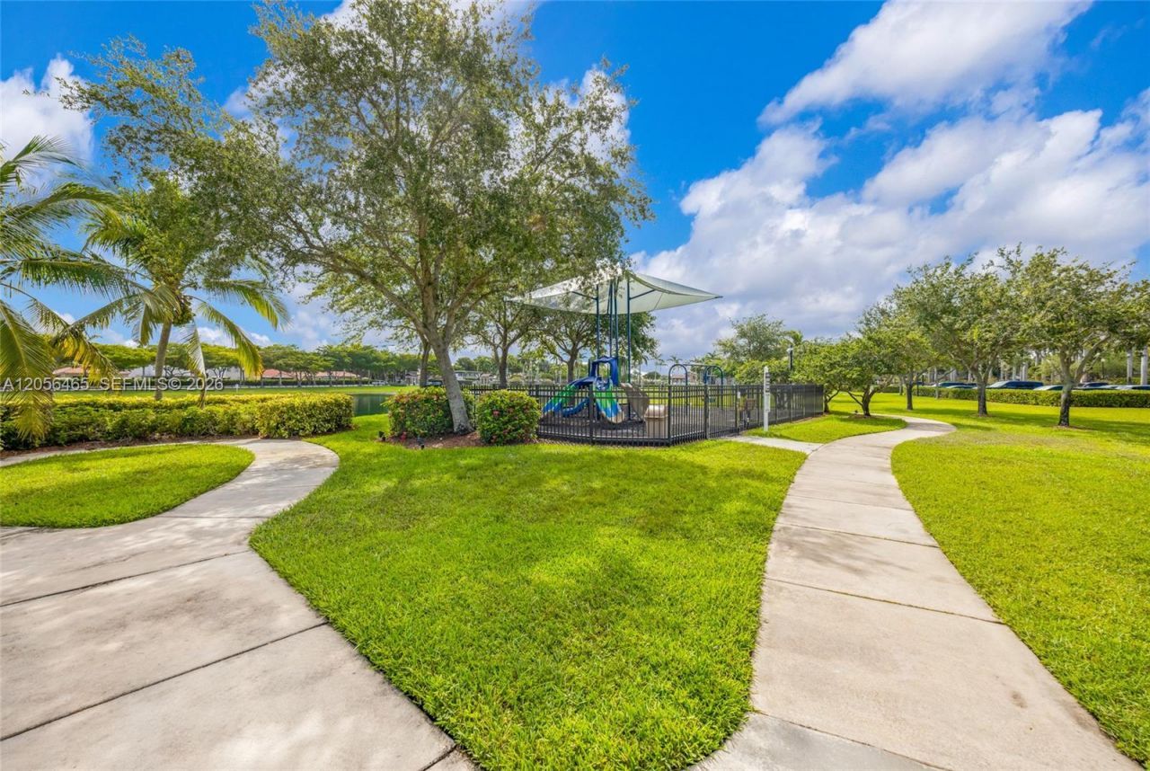 22501 SW 88th Pl, Unit 5-25, Cutler Bay, FL 33190 Photo