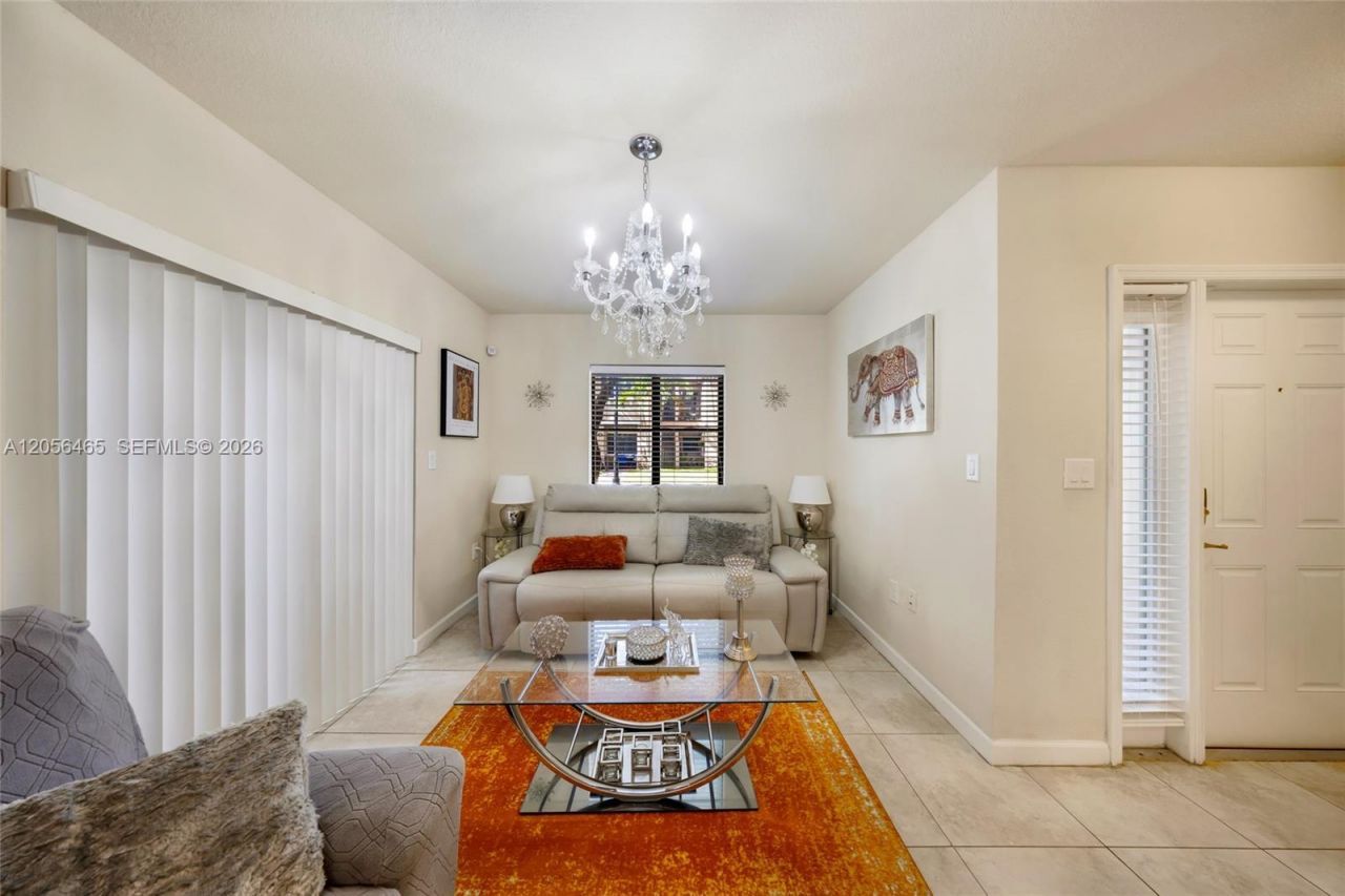 22501 SW 88th Pl, Unit 5-25, Cutler Bay, FL 33190 Photo