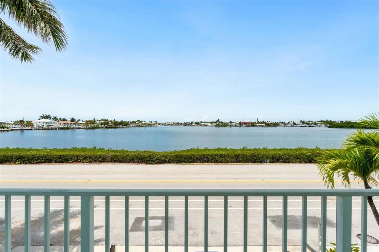 46 Sadowski Cswy , Key Colony, FL 33051 Photo