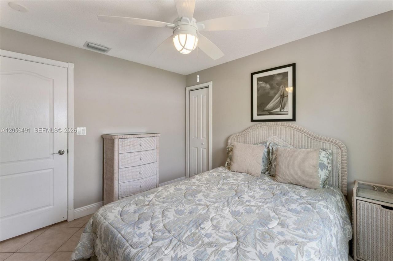 46 Sadowski Cswy , Key Colony, FL 33051 Photo