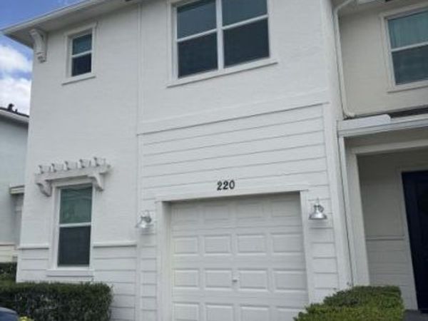 220 SE WOODBARK Street, Port St. Lucie, FL 34984