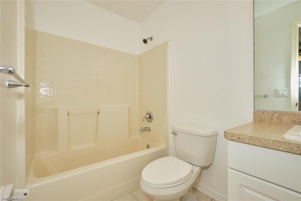 3825/3827 Hollycrest St , Fort Myers, FL 33905 Photo