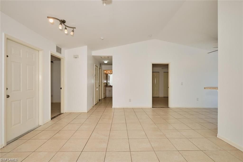 3825/3827 Hollycrest St , Fort Myers, FL 33905 Photo