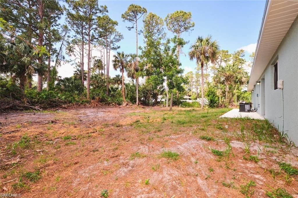 3825/3827 Hollycrest St , Fort Myers, FL 33905 Photo