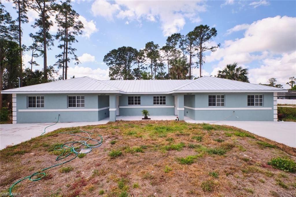 3825/3827 Hollycrest St , Fort Myers, FL 33905 Photo