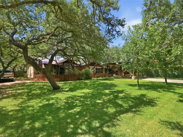 102 N Lake Hills DR , Austin, TX 78733