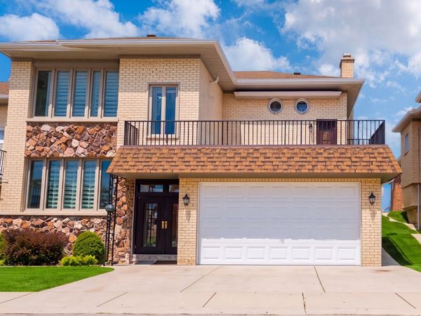 8440 W Windsor Avenue , Unit 2, Chicago, IL 60656