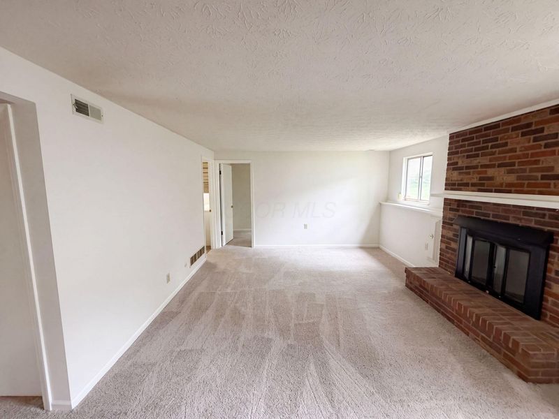 3920 Cedric Lane , Dublin, OH 43016 Photo 3