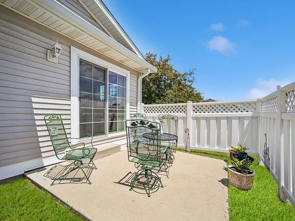 2300 E Luster Lane , Unit 5, Des Moines, IA 50320
