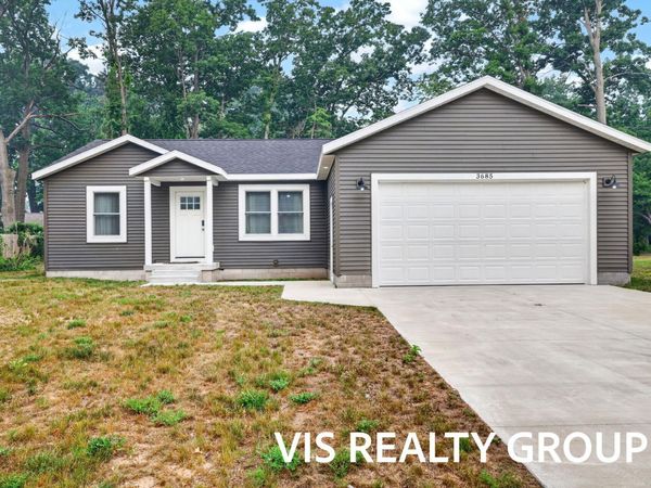 3685 Waalkes Street, Norton Shores, MI 49444