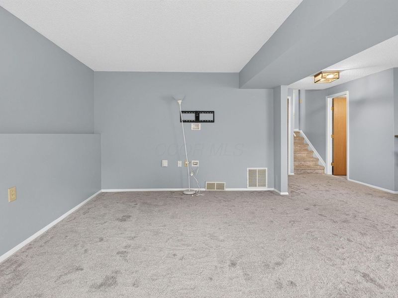 5773 Langhorn Drive, Columbus, OH 43235 Photo 33