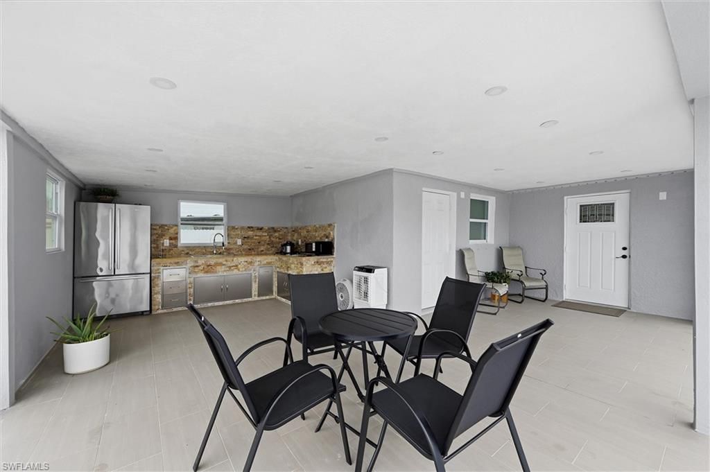 1776 Glenway Ct , Fort Myers, FL 33916 Photo