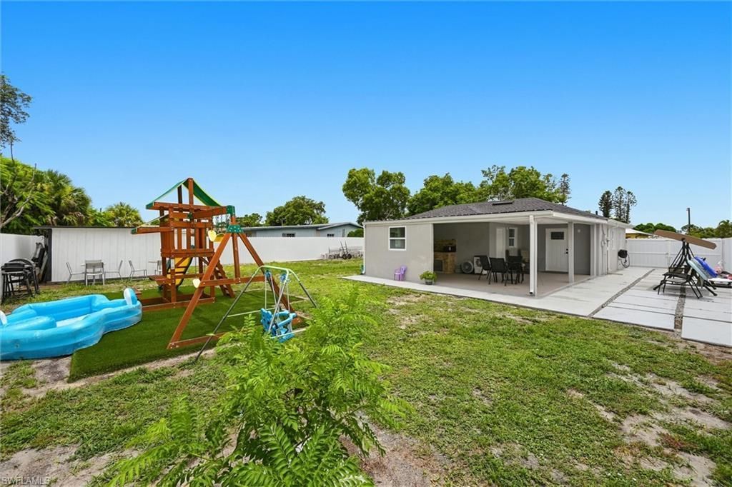 1776 Glenway Ct , Fort Myers, FL 33916 Photo