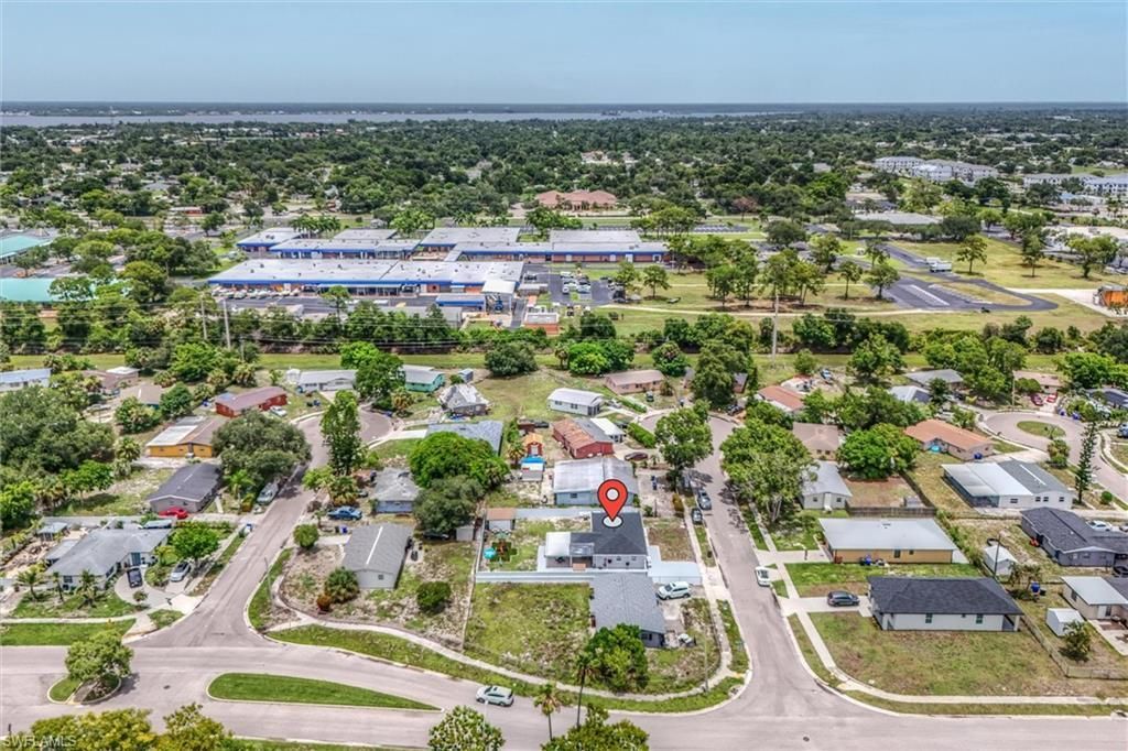 1776 Glenway Ct , Fort Myers, FL 33916 Photo