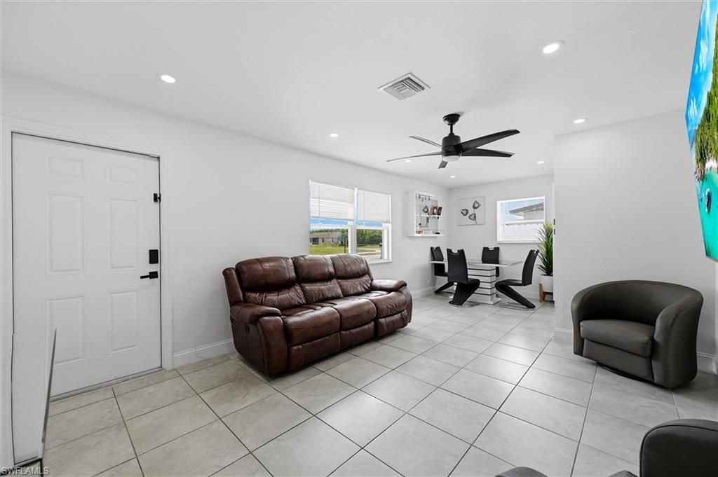 1776 Glenway Ct , Fort Myers, FL 33916 Photo