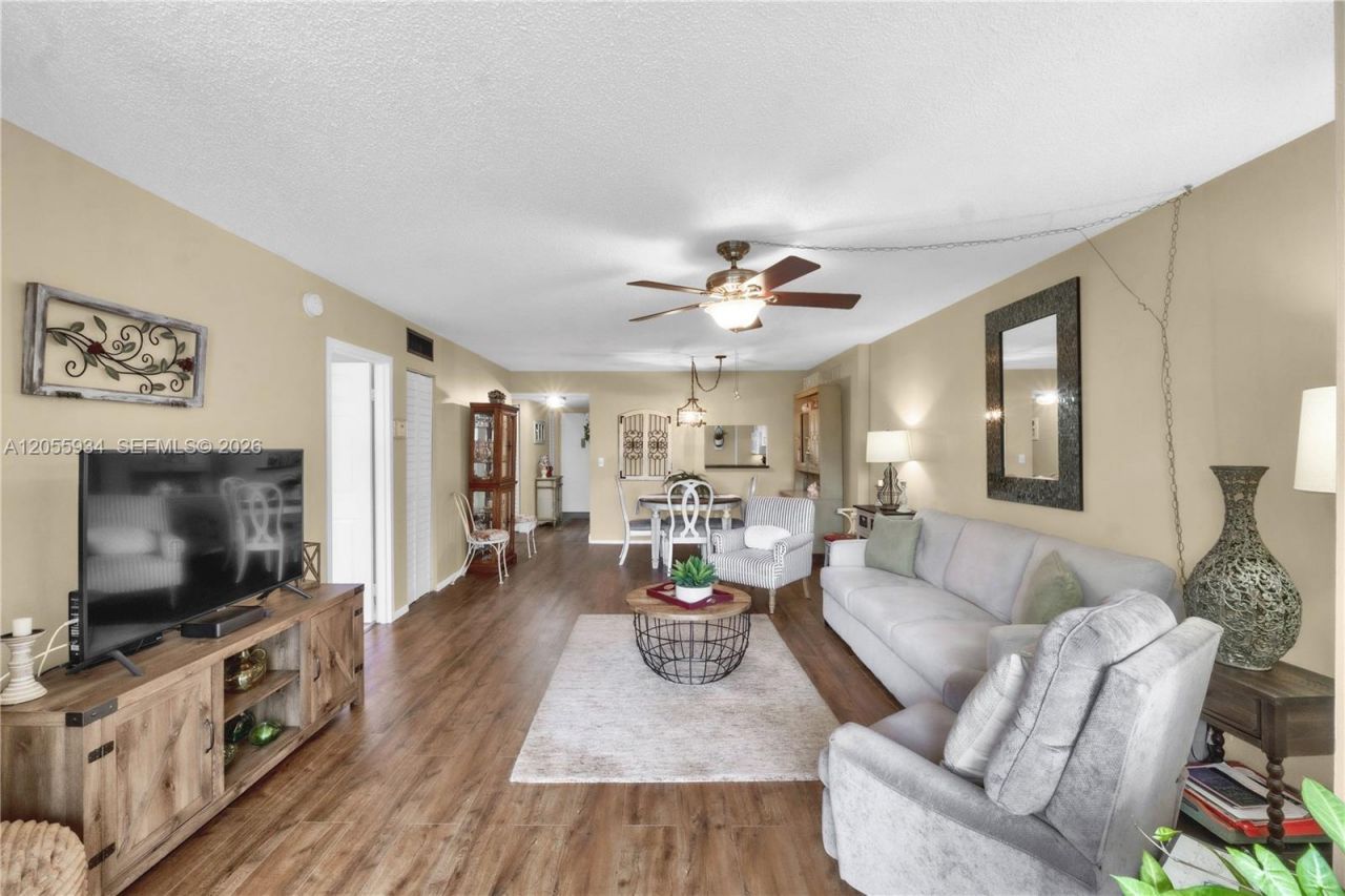 1402 NW 80th Ave, Unit 310, Margate, FL 33063 Photo
