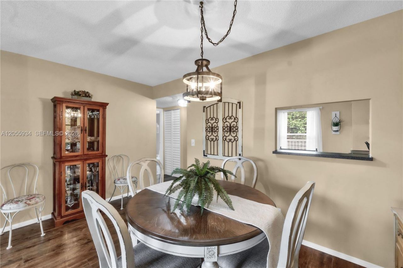 1402 NW 80th Ave, Unit 310, Margate, FL 33063 Photo