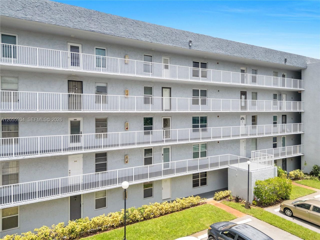 1402 NW 80th Ave, Unit 310, Margate, FL 33063 Photo