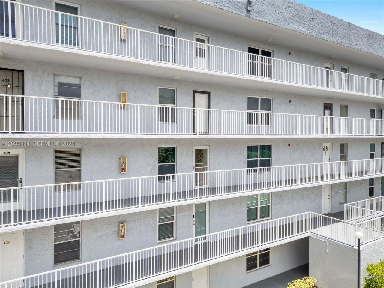 1402 NW 80th Ave, Unit 310, Margate, FL 33063 Photo