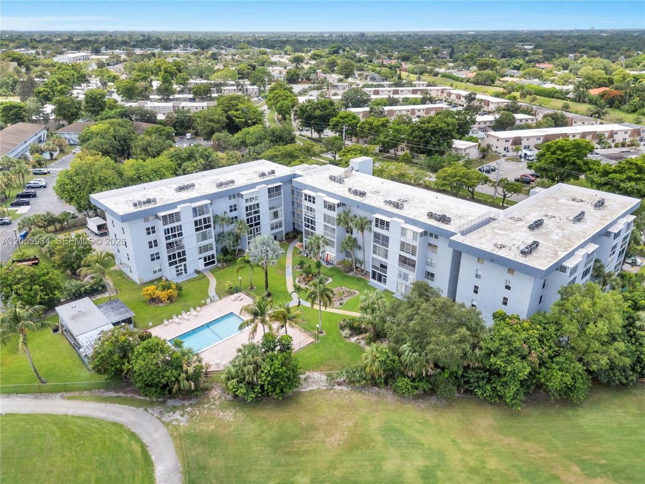 1402 NW 80th Ave, Unit 310, Margate, FL 33063 Photo
