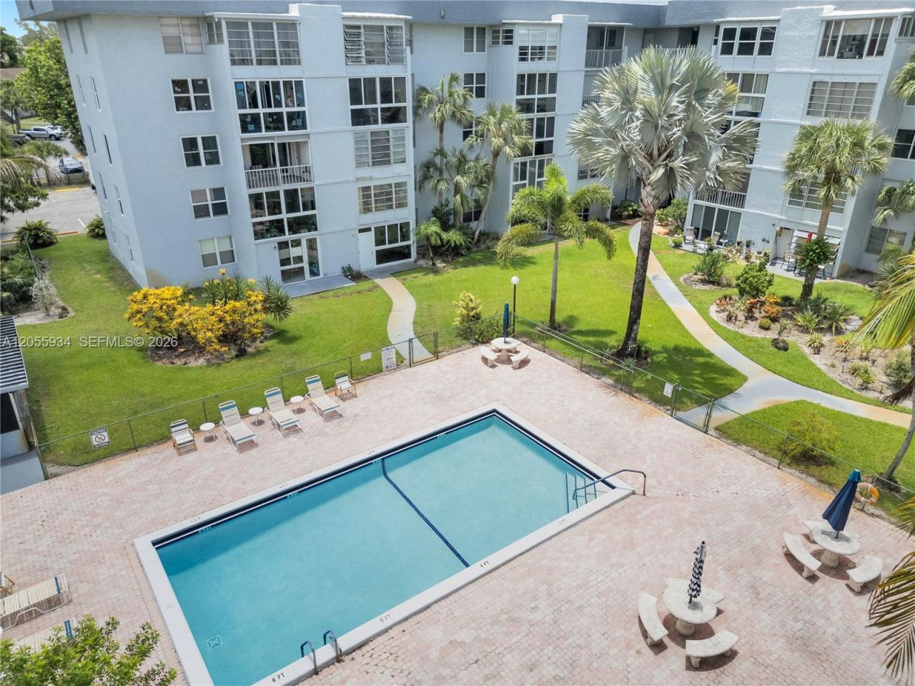1402 NW 80th Ave, Unit 310, Margate, FL 33063 Photo