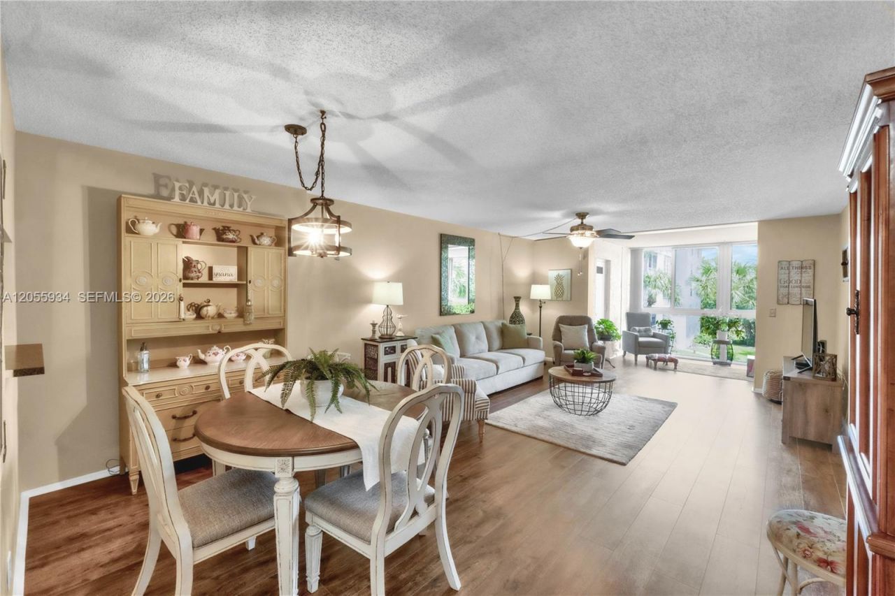 1402 NW 80th Ave, Unit 310, Margate, FL 33063 Photo