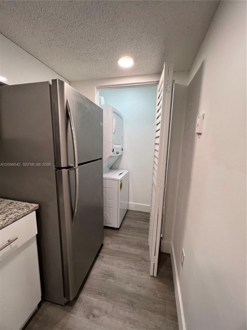 7235 NW 179th St , Unit 104, Hialeah, FL 33015 Photo