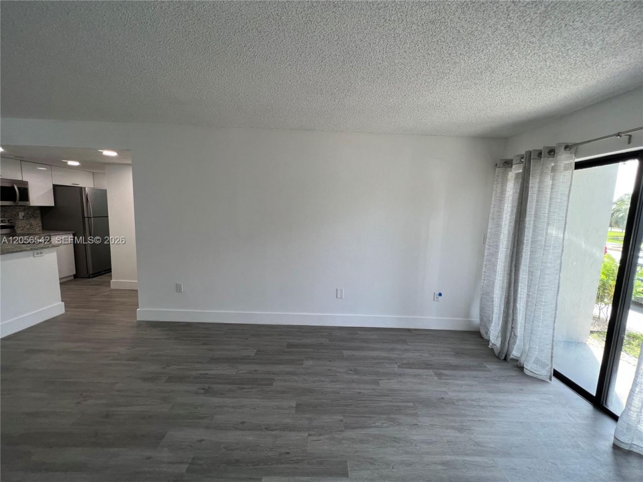 7235 NW 179th St , Unit 104, Hialeah, FL 33015 Photo