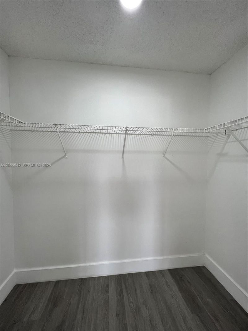 7235 NW 179th St , Unit 104, Hialeah, FL 33015 Photo