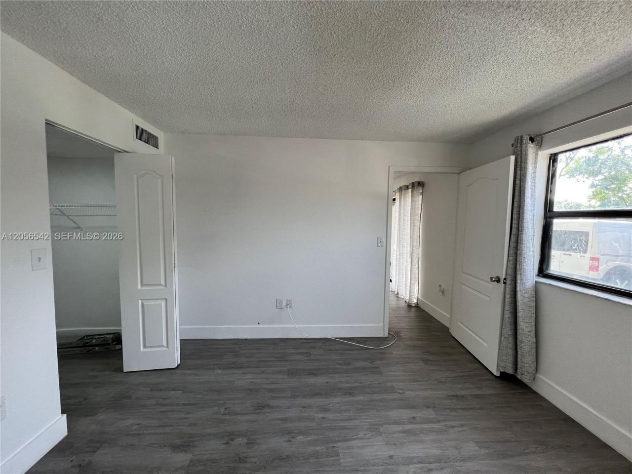 7235 NW 179th St , Unit 104, Hialeah, FL 33015 Photo