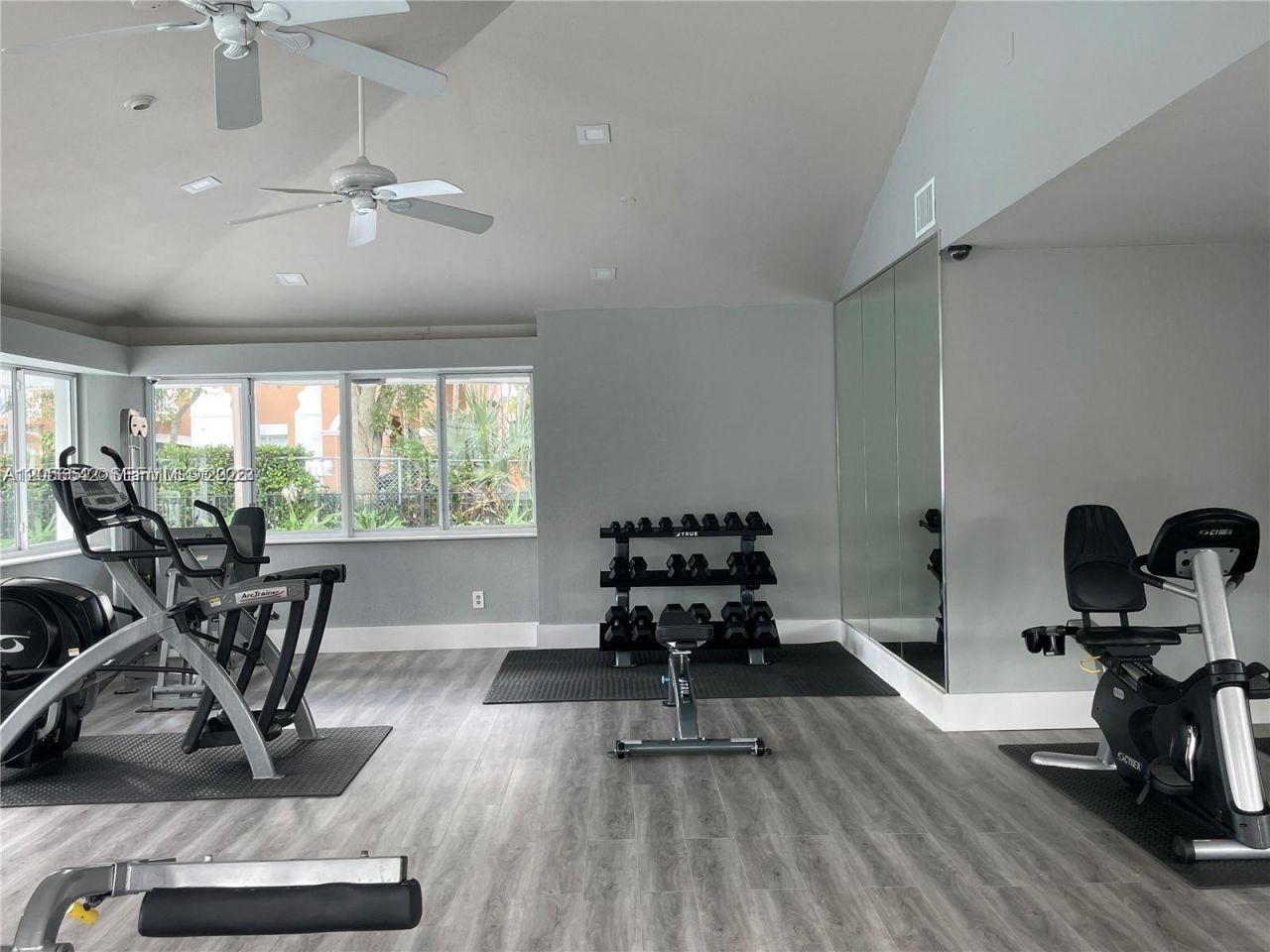 7235 NW 179th St , Unit 104, Hialeah, FL 33015 Photo