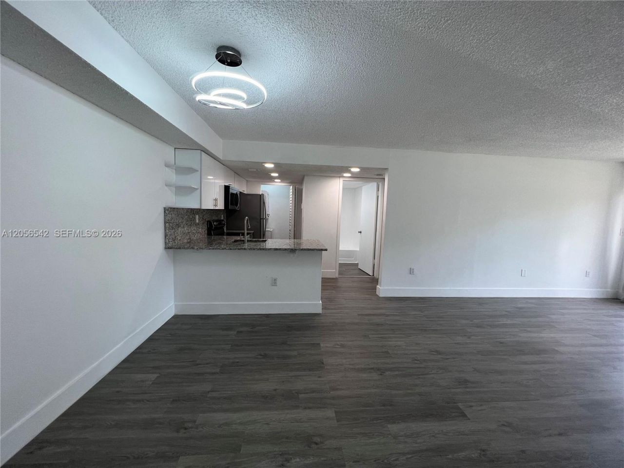 7235 NW 179th St , Unit 104, Hialeah, FL 33015 Photo