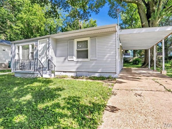 134 Anistasia Drive , Calverton Park, MO 63135