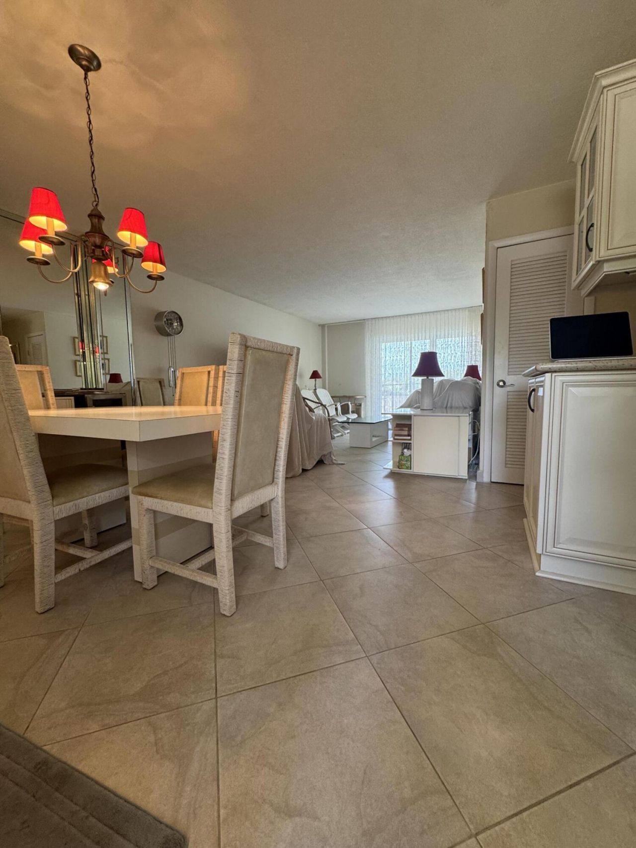 220 Kings Point Drive, Unit 210, Sunny Isles Beach, FL 33160 Photo