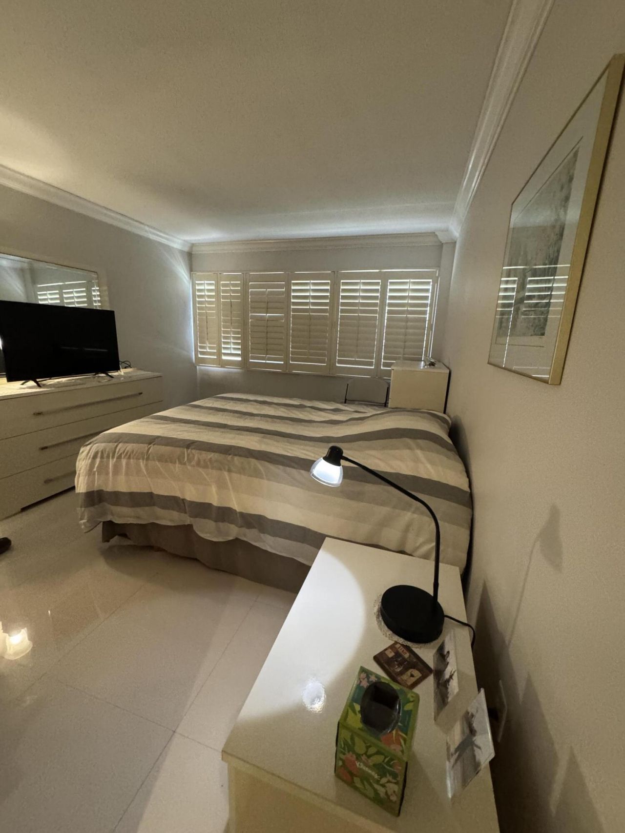 220 Kings Point Drive, Unit 210, Sunny Isles Beach, FL 33160 Photo