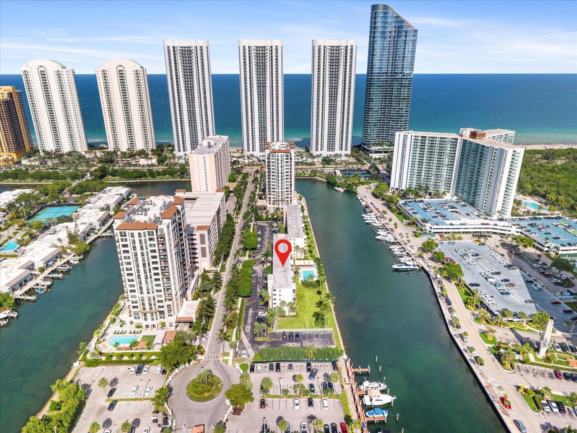 220 Kings Point Drive, Unit 210, Sunny Isles Beach, FL 33160 Photo