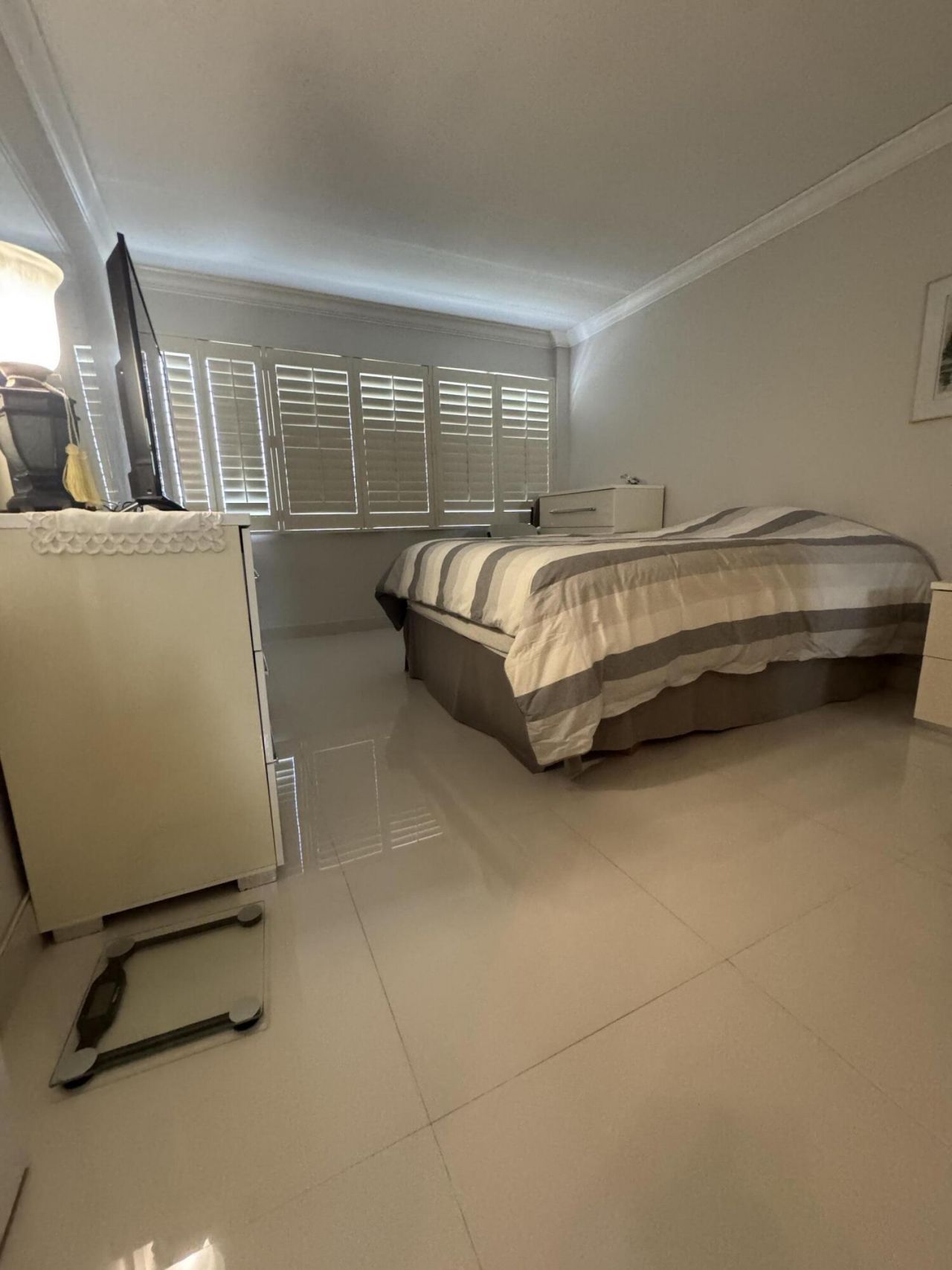 220 Kings Point Drive, Unit 210, Sunny Isles Beach, FL 33160 Photo