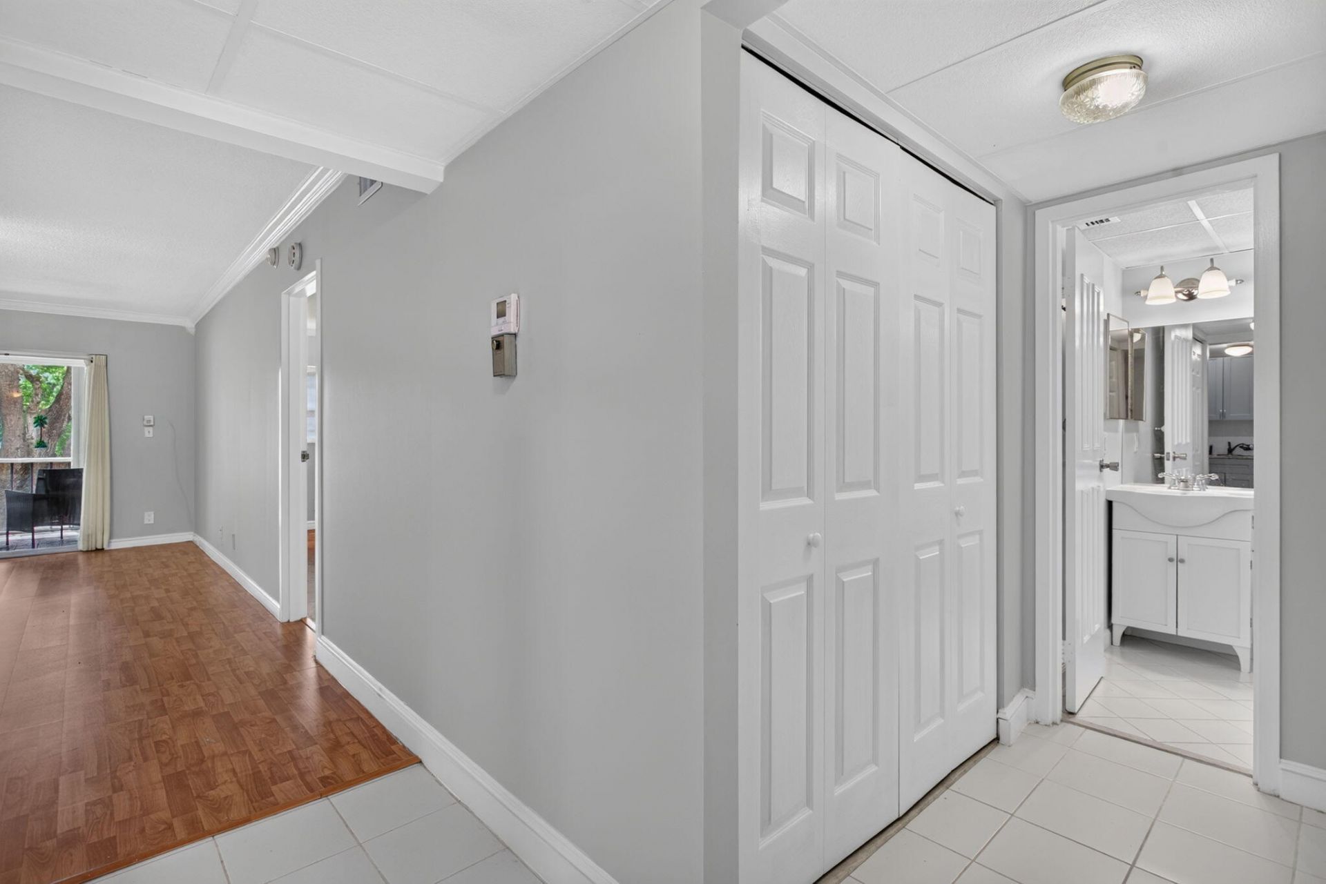 1030 Country Club Drive, Margate, FL 33063 Photo