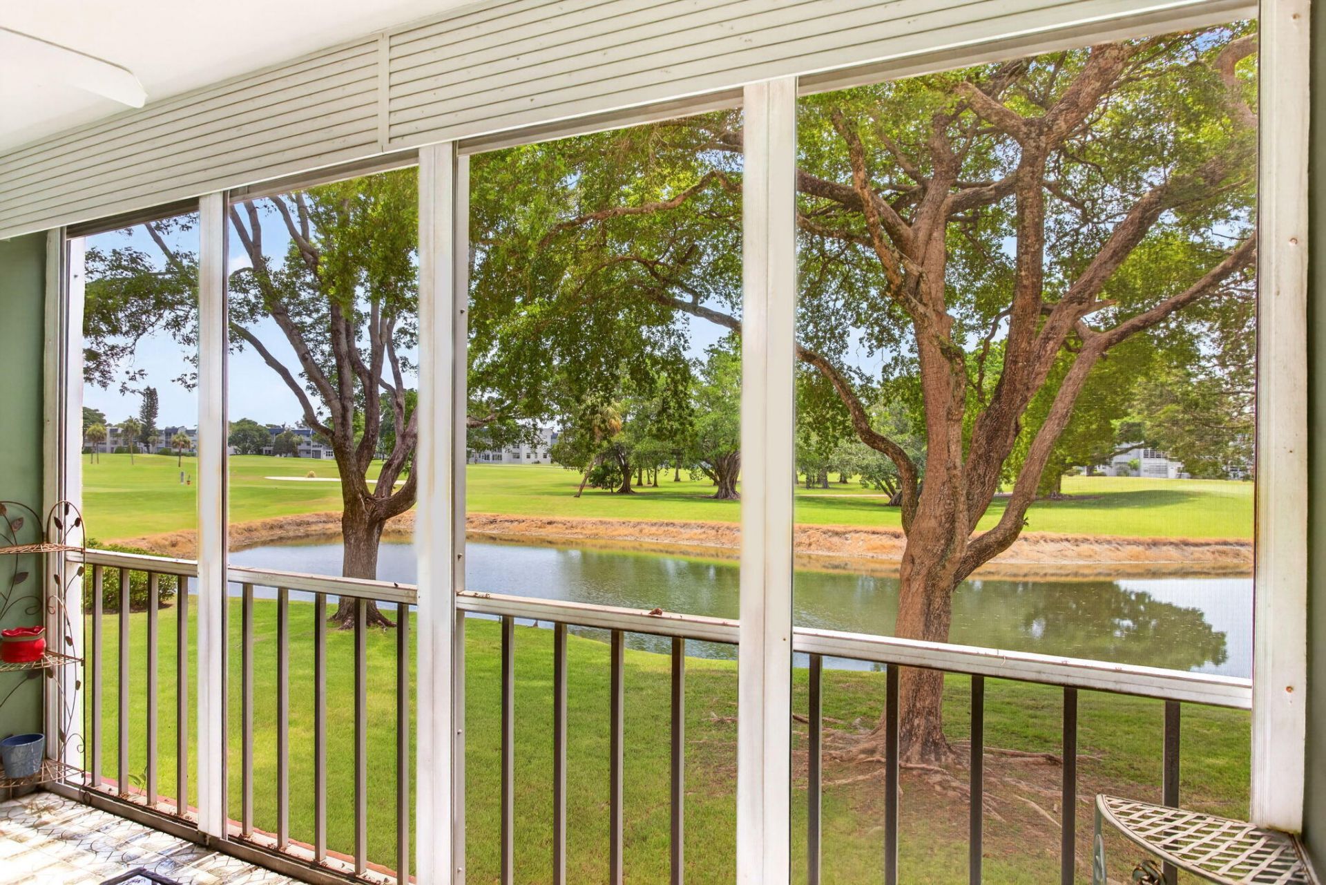 1030 Country Club Drive, Margate, FL 33063 Photo