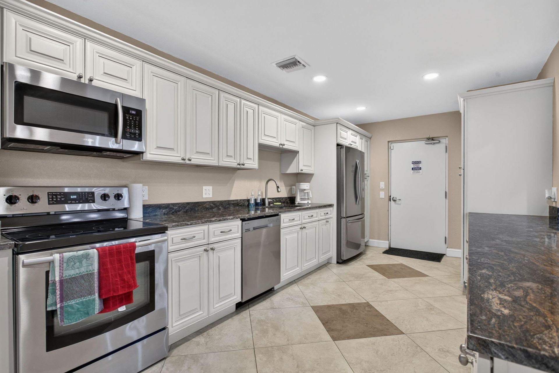 1030 Country Club Drive, Margate, FL 33063 Photo