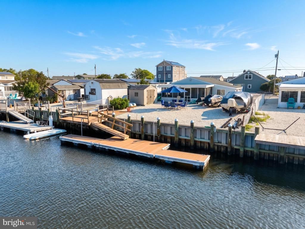 14 S Los Angeles Drive, Tuckerton, NJ 08087 Main Photo