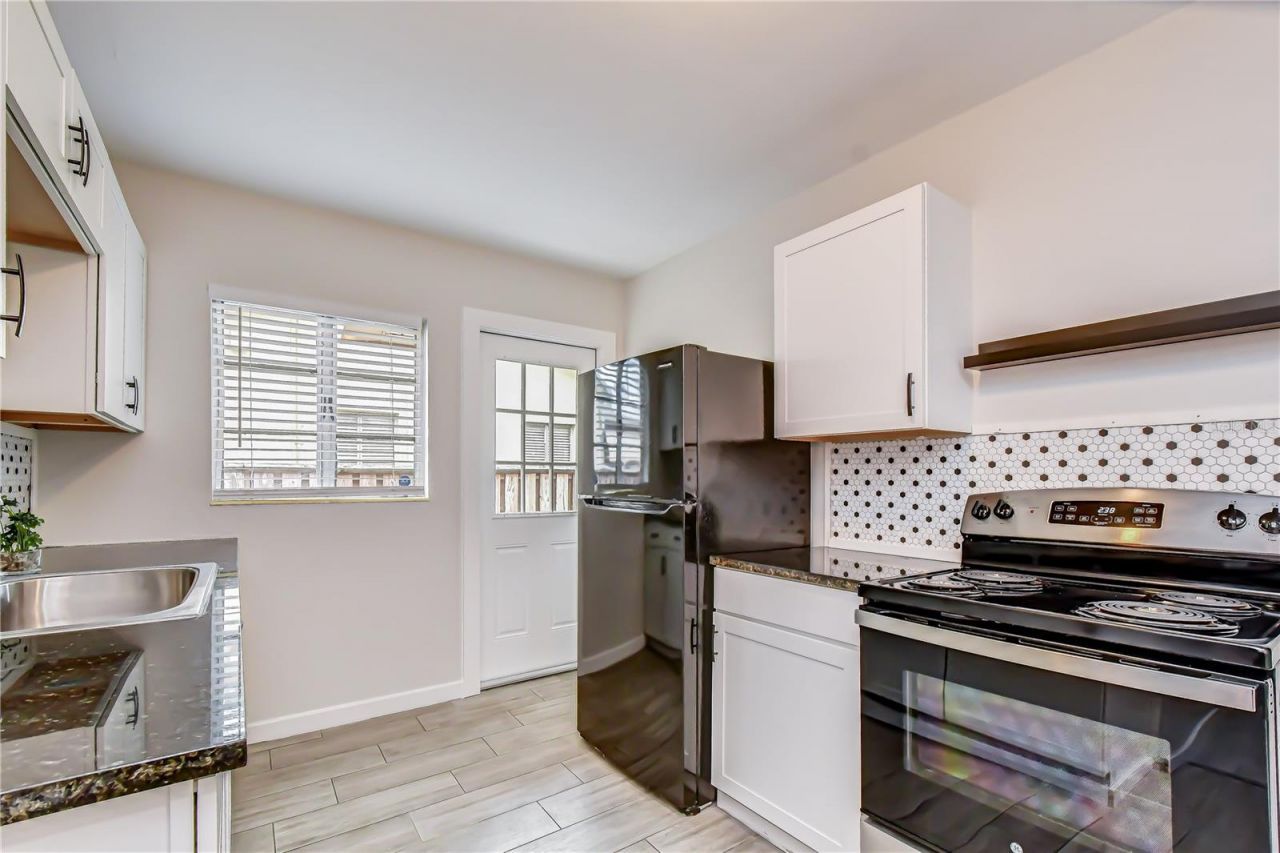 850 22nd Avenue N, Saint Petersburg, FL 33704 Photo