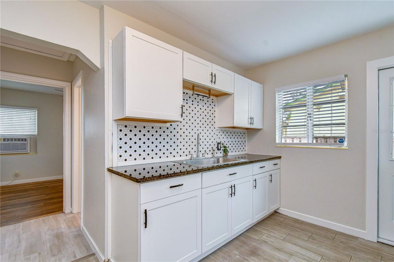 850 22nd Avenue N, Saint Petersburg, FL 33704 Photo