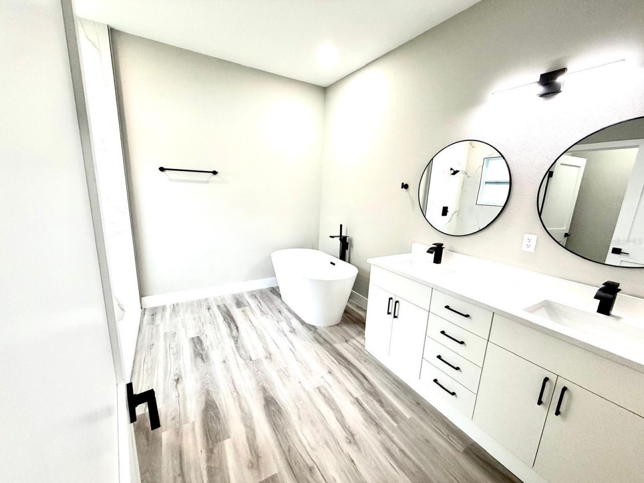1864 W Roseboro Drive , Citrus Springs, FL 34434 Photo