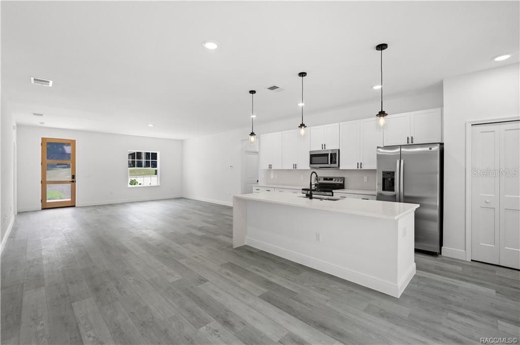 6097 N Darlington Drive , Citrus Springs, FL 34434 Photo
