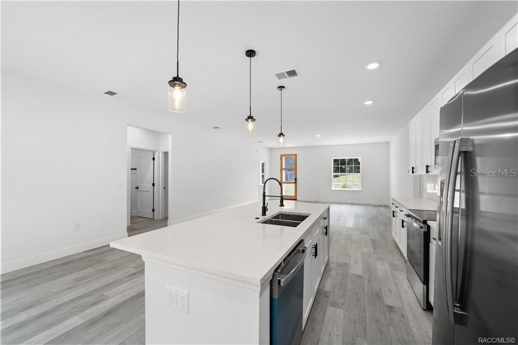 6097 N Darlington Drive , Citrus Springs, FL 34434 Photo